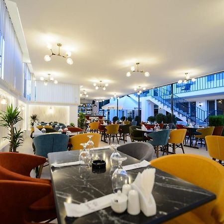 Hotel Casa On Năvodari Esterno foto