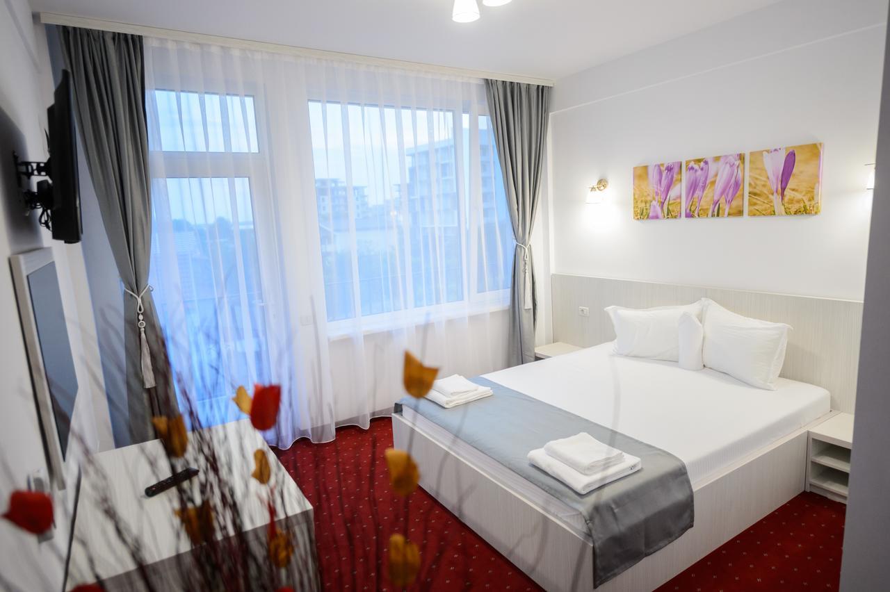 Hotel Casa On Năvodari Esterno foto