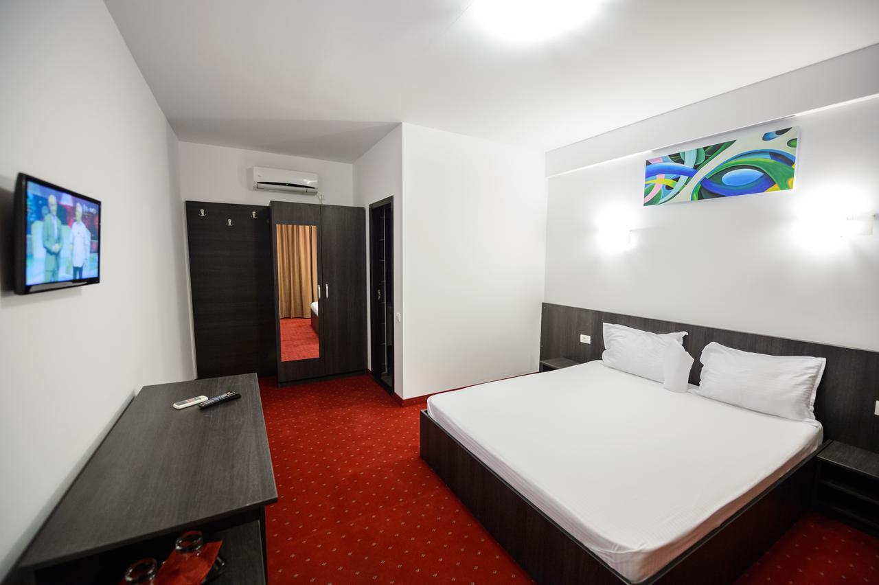 Hotel Casa On Năvodari Esterno foto